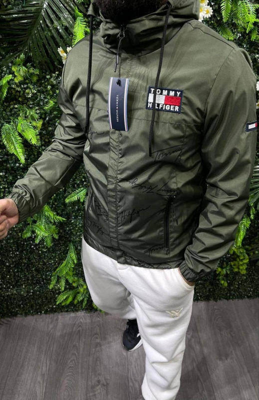 Ветровка мужская Tommy в цвете хаки К-1251