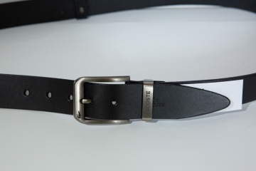Стильний чоловічий шкіряний пояс Lacoste з класичною пряжкою Р-299