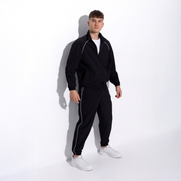 Черный мужской спортивный костюм из плащевки с лампасами К-990