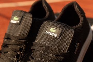 Мужские черные кроссовки с белой подошвой Lacoste Т-225