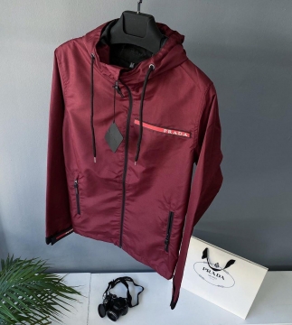 Чоловіча брендовий вітровка Prada К-361