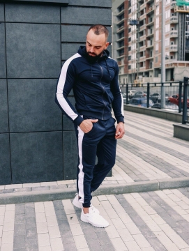 Стильний комфортний спортивний костюм з бічними смугами на змійці К-247