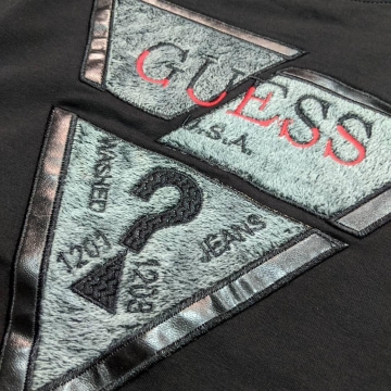 Брендовый  стильный свитер  Guess Т-368