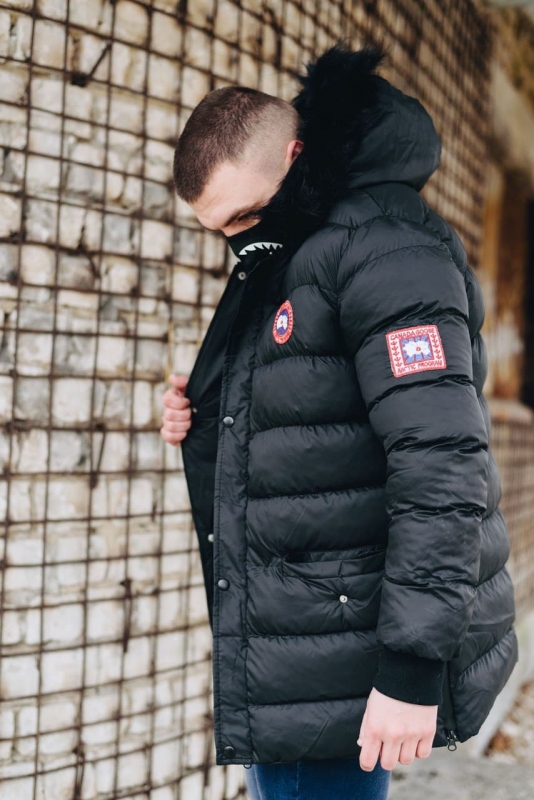 Стильная мужская зимняя куртка с мехом Canada Goose Z-313