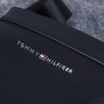 Мужская брендовая кожаная сумка Hilfiger S-46