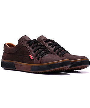 Коричневые мужские кожаные кеды Levis Т-418