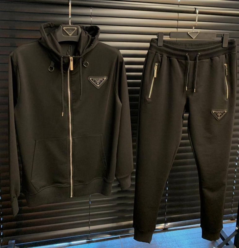 Брендовый черный спортивный костюм Prada К-408