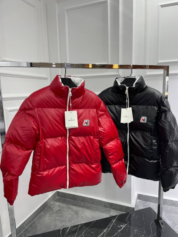 Брендовая мужская зимняя куртка Moncler К-562