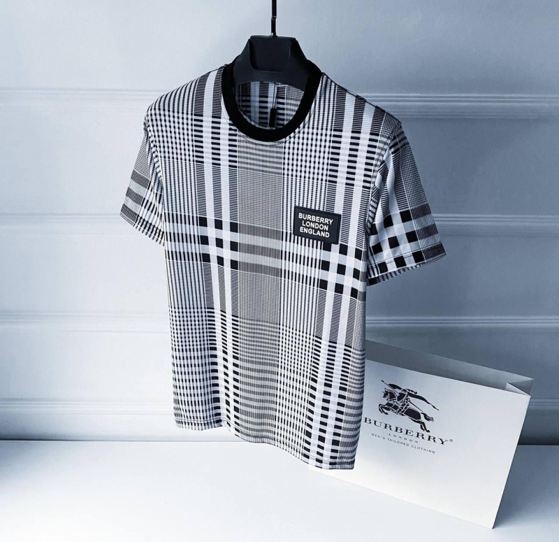 Клетчатая футболка Burberry London Ф-924