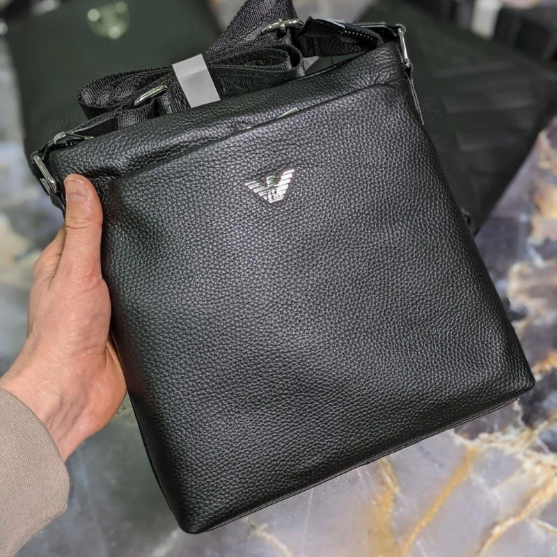 Брендовая мужская сумка через плечо Armani из натуральной кожи S-57