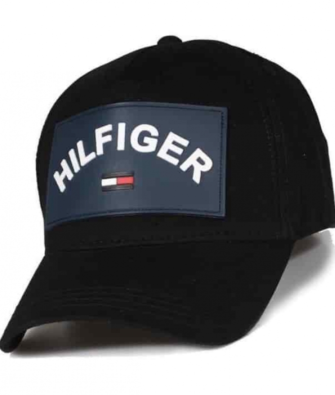 Черная кепка Hilfiger с синей лейбой К-84