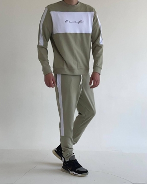 Стильный легкий спортивный костюм К-474
