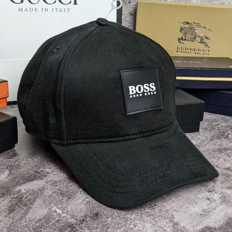 Черная брендовая кепка Boss К-99