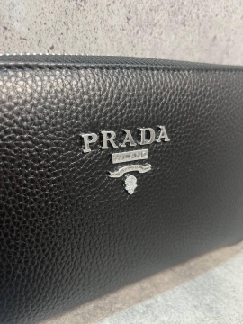Брендовое кожаное мужское портмоне Prada К-84
