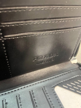 Брендовое кожаное мужское портмоне Prada К-84