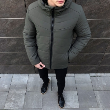 Стильная зимняя мужская стеганая куртка с капюшоном К-764