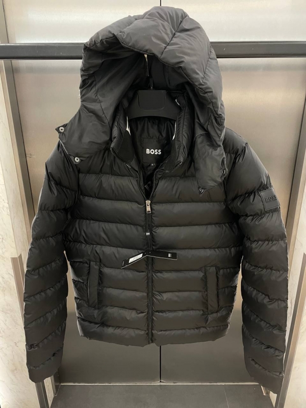 Мужская брендовая зимняя куртка boss с капюшоном К-900