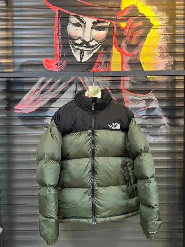 Модная мужская зимняя куртка TNF хаки без капюшона К-911