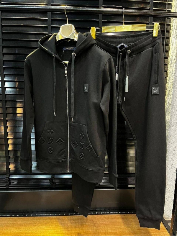 Брендовий костюм Louis Vuitton К-630