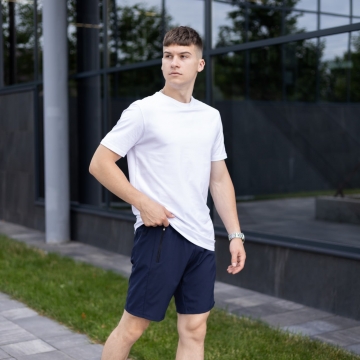 Белая мужская однотонная футболка Pobedov Ф-1233