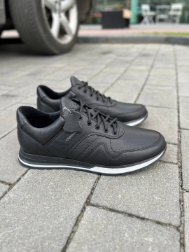 Кожаные мужские черные кроссовки Clubshoes Т-821