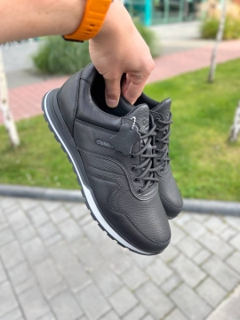 Кожаные мужские черные кроссовки Clubshoes Т-821