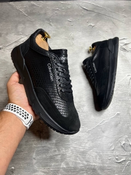 Черные кожаные кроссовки со вставками из замши Т-825