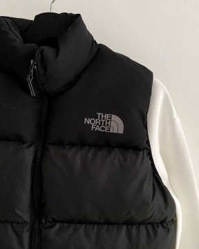 Черная мужская жилетка TNF К-1068