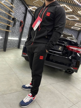 Брендовий чорний спортивний костюм Boss з кофтою на блискавці К-735